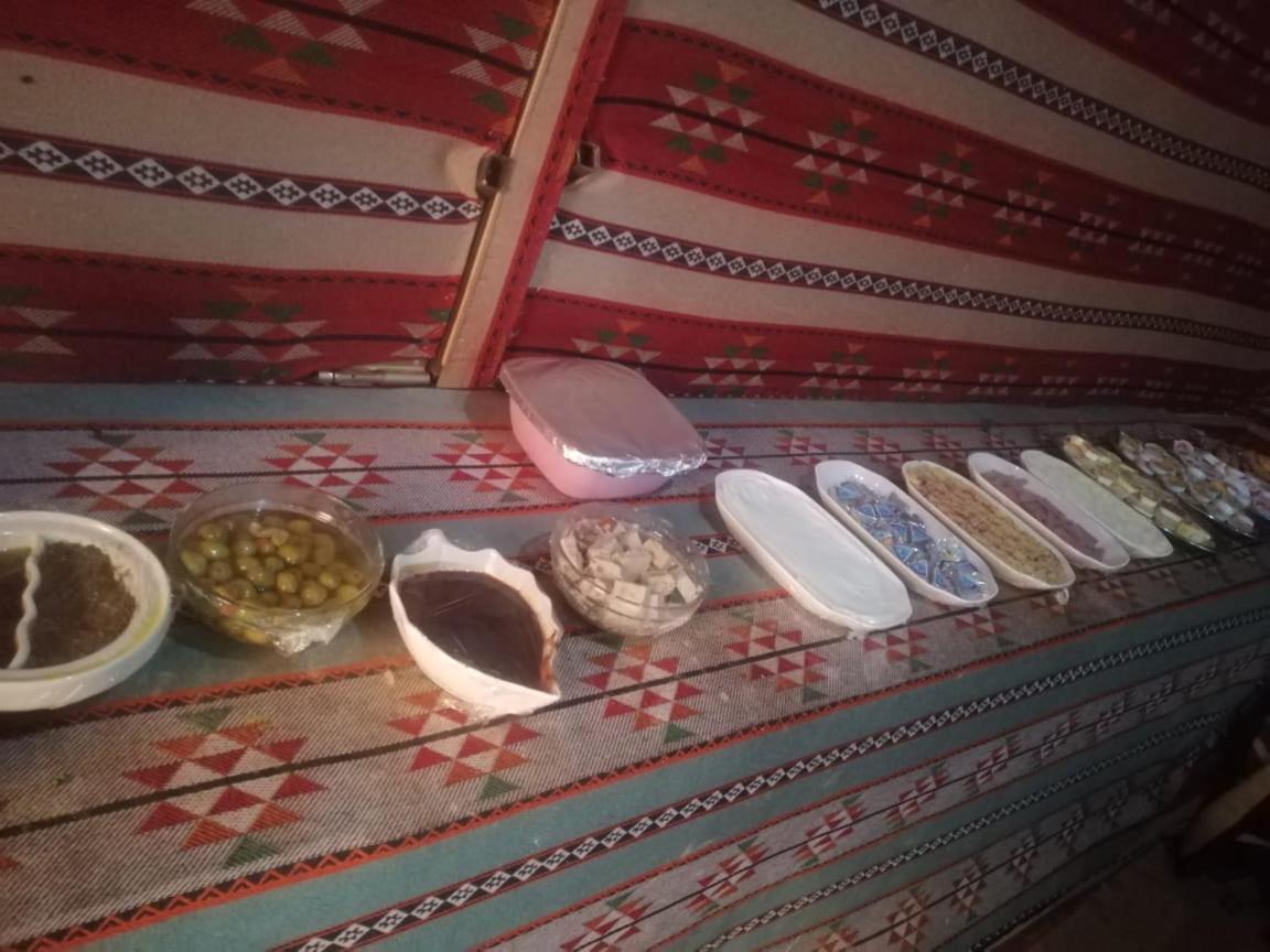 Wadi Rum Old Bedouin Camp Eksteriør billede
